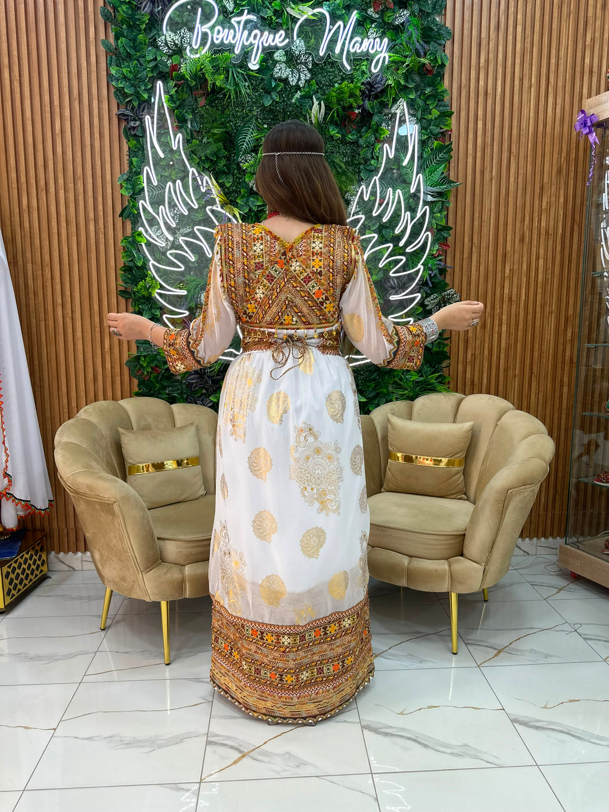 Robe Assirem
